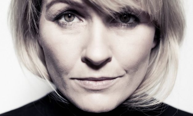 Signe Svendsen i Skads!