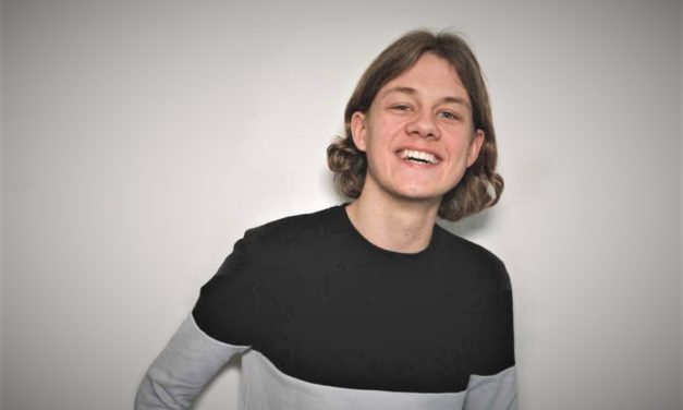Sorggruppe i Treenighedskirken indbyder til comedy-aften!