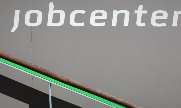 KL opfordrer regeringen til at åbne jobcentrene for langtidsledige!