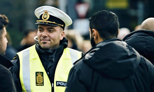 Tre fodboldkampe udvalgt til forsøg med flere tilskuere