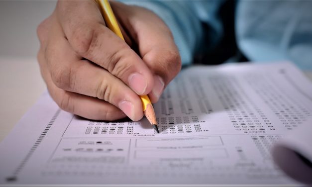 Tusinder af nyuddannede risikerer at komme i klemme!