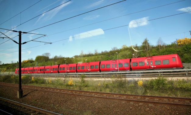 ”Kraftig” opfordring fra EU: Brug mundbind i togene!