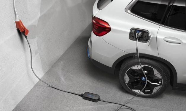 Kan bryde i brand: Nu tilbagekalder BMW biler!