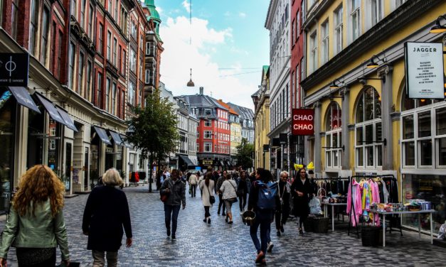 Social adfærd bliver altafgørende for genåbningen!