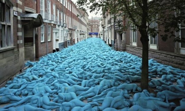 Vær med til at skabe et gigantisk kunstværk!