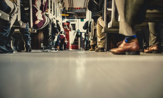 Unge vil gerne køre med bus og tog – men….!