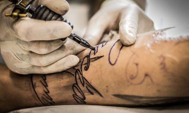 Nye tatoveringsregler afliver branchen!