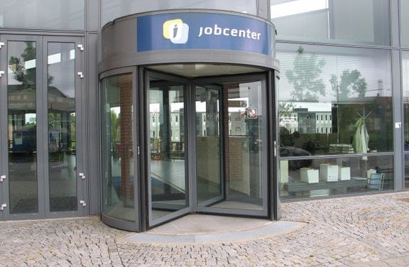 Borgere kan få sager uden bisidder taget om!