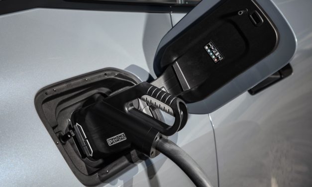 Enkel og fleksibel opladning: BMW Group lancerer Plug&Charge i 2023!